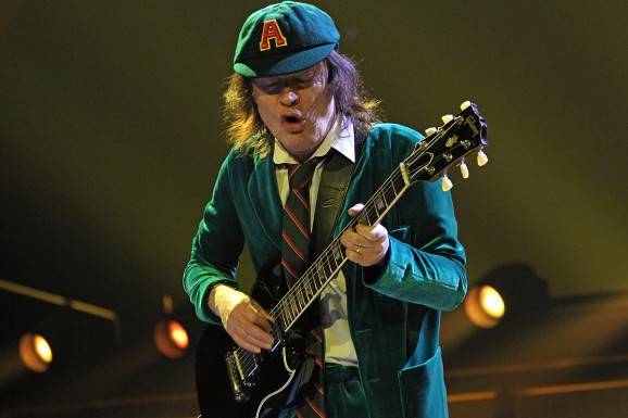 11 Iconic Guitarist Halloween Costume Ideas With Necessities Included ...